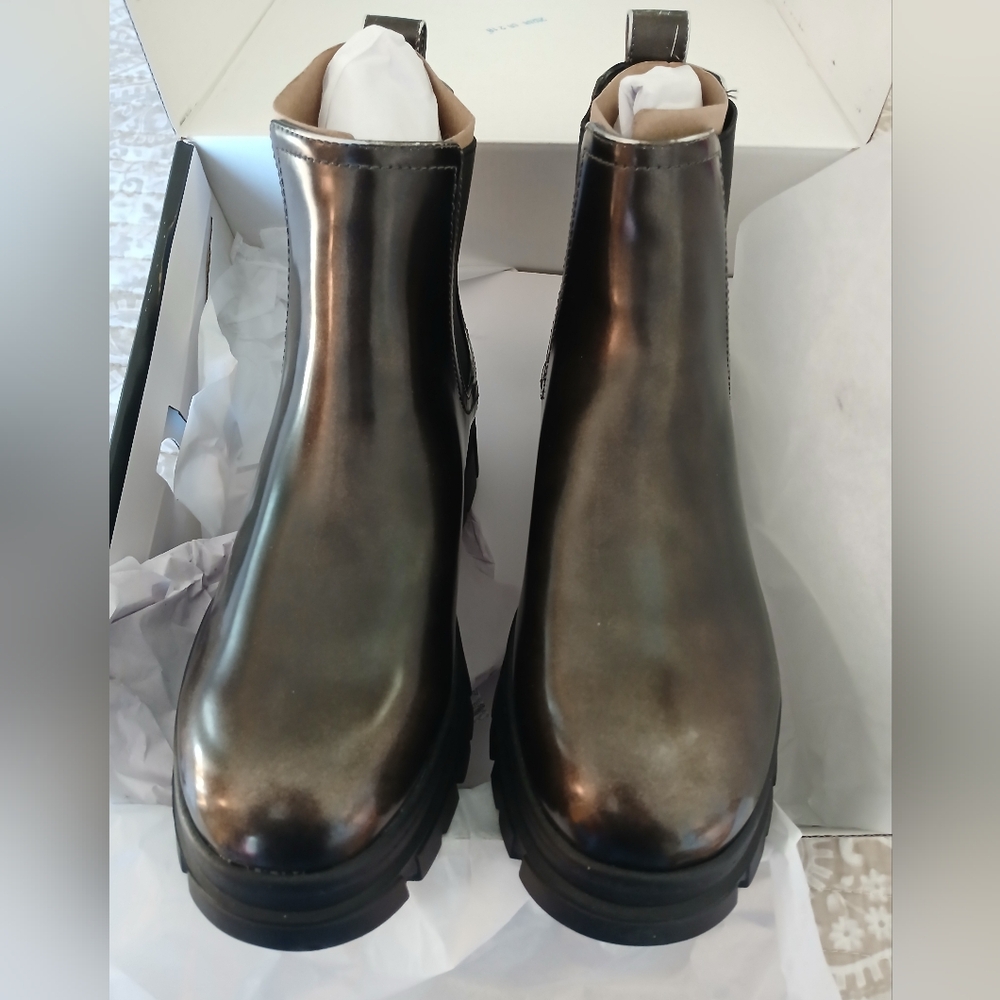 Nine West Kimma Pewter Chelsea Boots Sz 7.5 - Picture 6 of 9